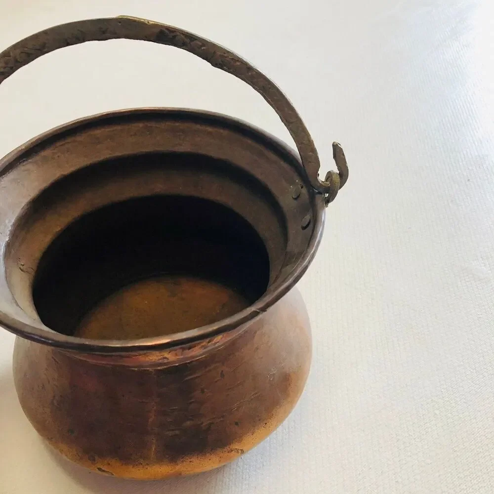Vintage Copper Planter with Handle  hand-hammered pot